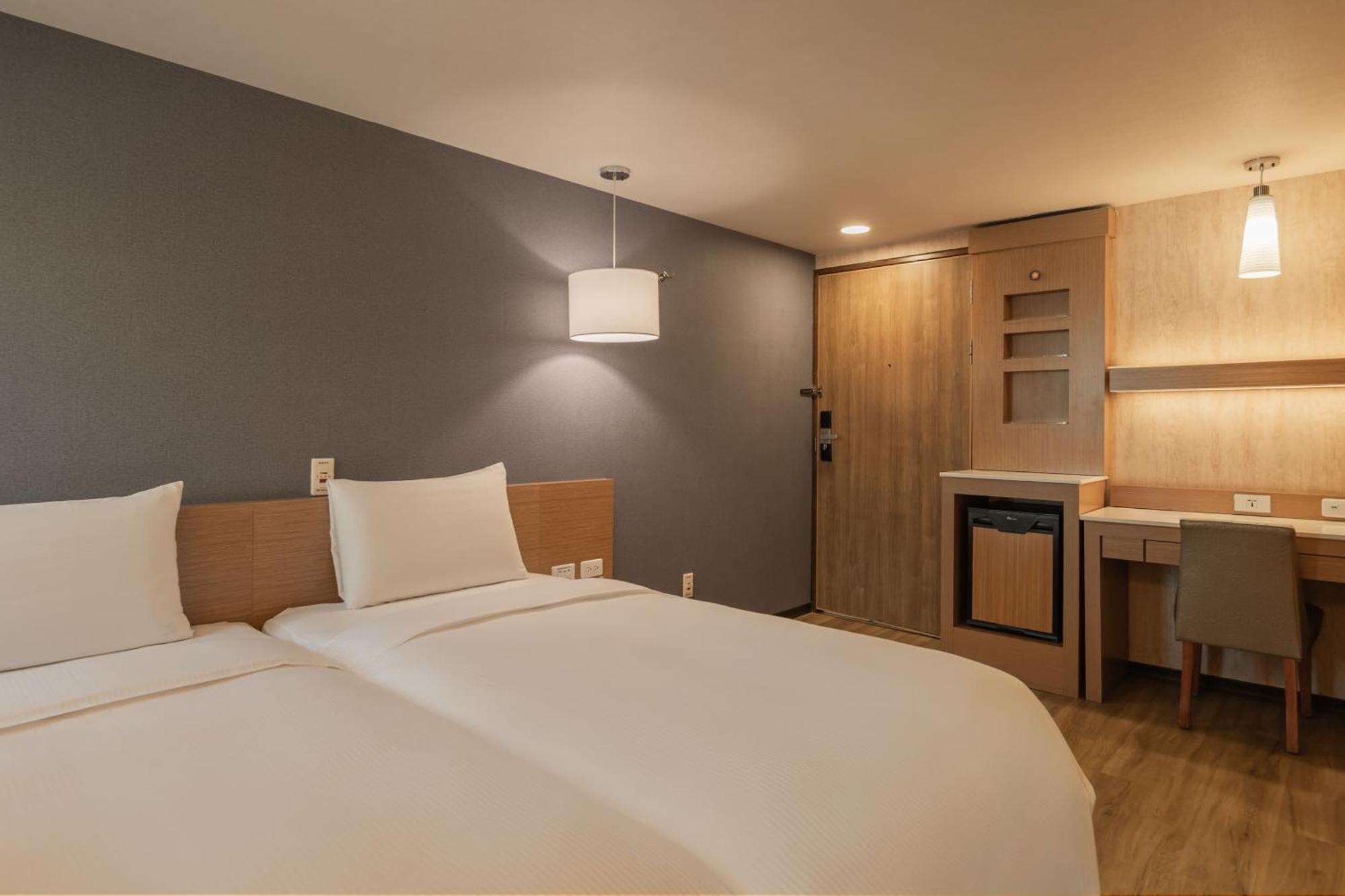 Kindness Hotel - Tainan Chihkan Tower Quarto foto